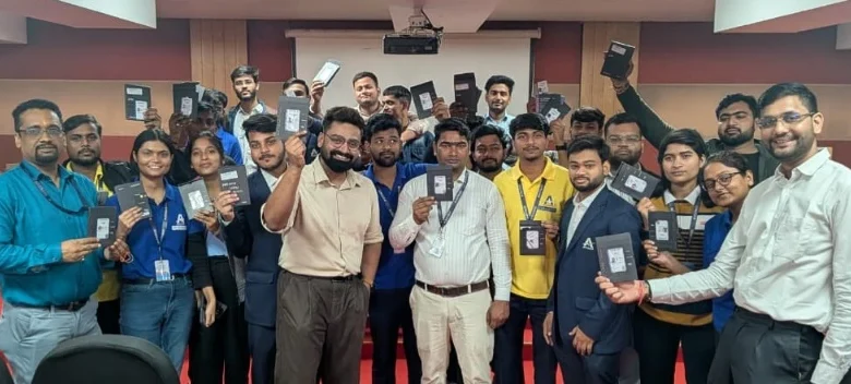 ग्रेटर नोएडा के AIMT में डिजिटल क्रांति की धमाकेदार एंट्री!, Collexo Pixi स्मार्ट आईडी कार्ड के साथ अब स्टूडेंट लाइफ होगी सुपरफास्ट, सुपरसेफ और सुपरकूल, AIMT हुआ ‘स्मार्ट कैंपस मोड’ ON!